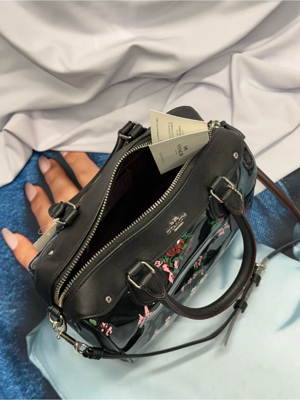 (new+tag) Coach mini Bennet floral black satchel crossbody patent leather